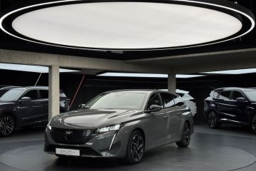 Allure Pack / Android auto / CarPlay / Kamery 360 / ACC / LED / FV23%