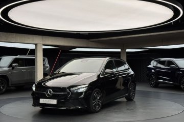 220d Progressive / Kamera cofania / CarPlay/Android / Podgrzew. fotele