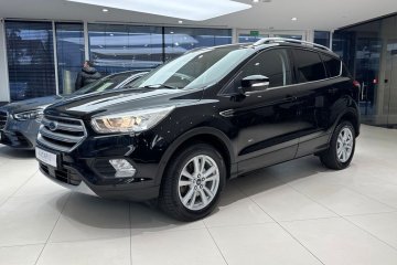 Titanium / Kamera cofania / CarPlay / KeyLess / Nawigacja / dostawa