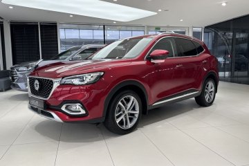 Luxury Plug-in Hybrid / Panorama / Ambiente / Kamera 360° / CarPlay