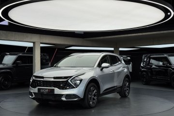 HEV Business Line AWD / ACC / Ambiente / Kamera / Podgrzewane fotele