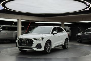 35 TFSI mHEV S-Line S tronic / Kamera cofania / Nawigacja / CarPlay