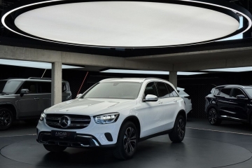 4 Matic / Kamera cofania / CarPlay/Android Auto / Nawigacja / FV23%