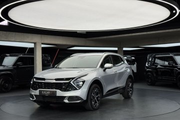HEV Business Line AWD / ACC / Ambiente / Kamera / Podgrzewane fotele