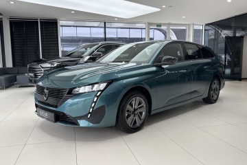 Active Pack / CarPlay/Android Auto / LED / Czujniki parkowania /