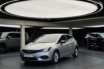 Edition / CarPlay / Android / LED / Czujniki parkowania / Tempomat