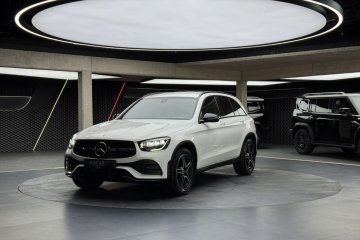 200 d 4-Matic AMG Line / Kamera 360° / Nawigacja / Podgrzewane fotele
