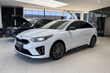 GT Line / JBL / Kamera cofania / CarPlay/Android Auto / LED
