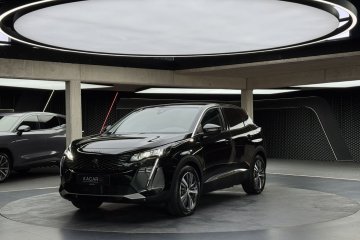 PHEV Allure / CarPlay / Android Auto / LED / Nawigacja / FV23%