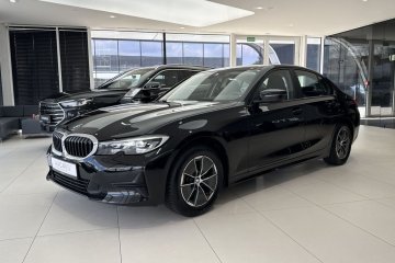 318i Advantage / Kamera cofania / LED / 3 stref. klimatyzacja