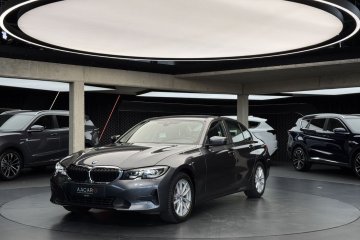 318i / Kamera cofania / CarPlay / Android Auto / Ambiente / Nawigacja