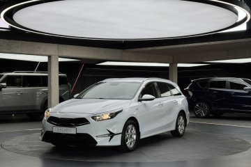 M / Kamera cofania / CarPlay / Android Auto / HBA / Salon Polska