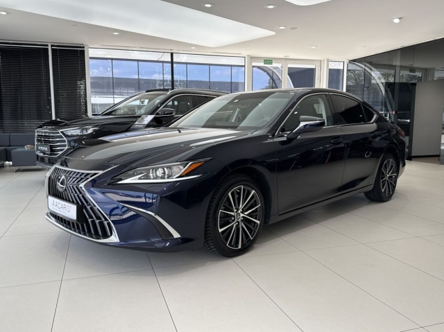 lexus