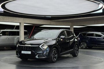 M / Kamera cofania / LED / CarPlay / Android Auto / Tempomat /