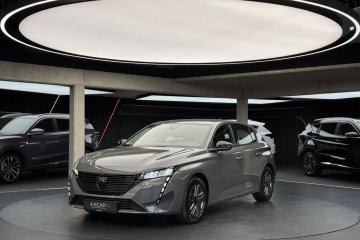 Active Pack / ACC / CarPlay / Android Auto / Czujniki parkowania /