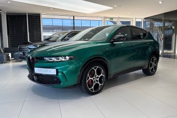 Veloce / Kamera 360° / ACC / Nawigacja / CarPlay/Android Auto